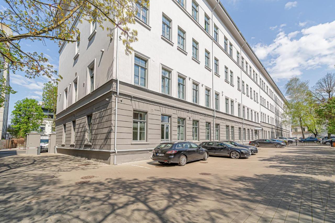 Ministerija Loft Apartment With Parking & Ac Kaunas Exterior photo